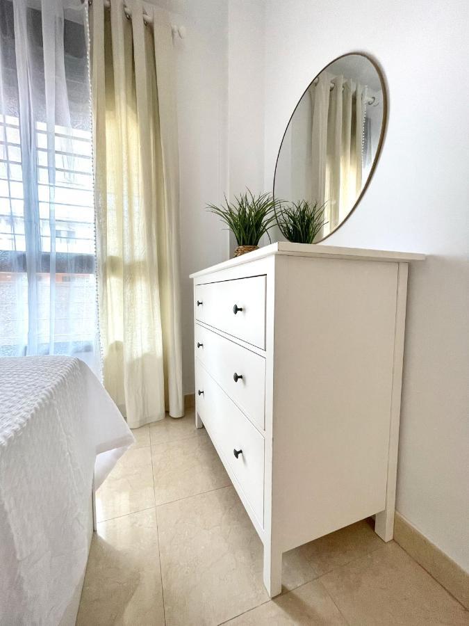 Gatu El Arrecife - Apartamento A 2 Minutos De La Playa En El Puerto De Santamaria , Preferente Mayores De 25 Anos Y Familias إل بويرتو دي سانتا ماريا المظهر الخارجي الصورة